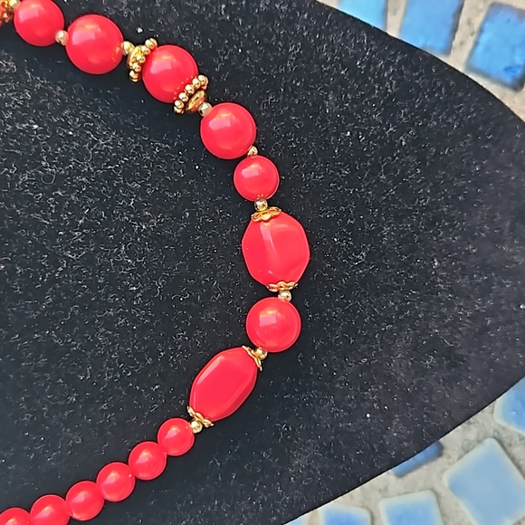 Vintage Lucite Beaded Necklace Assorted Shapes Long Length Bright Red Women's OS - Picture 4 of 5
